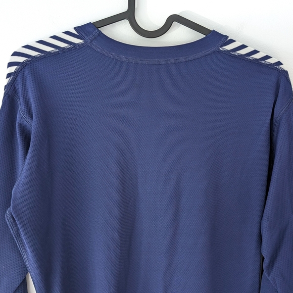 Helly Hansen Women's LIFA Navy Crew Base Layer Top ~ Size XL - Picture 7 of 9